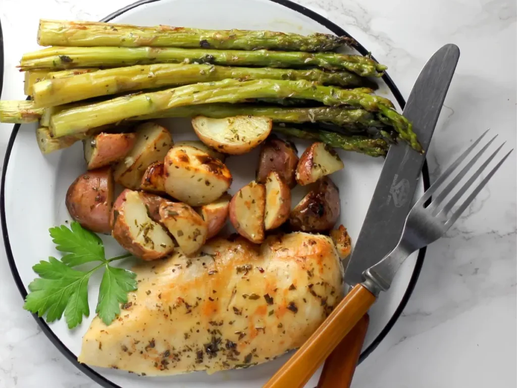 Chicken Asparagus With Garlic And Potatoes