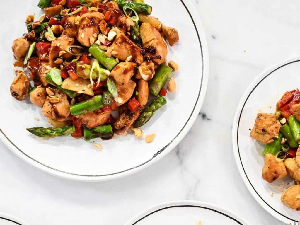 Pan Fry Cashew Chicken with Asparagus (1)
