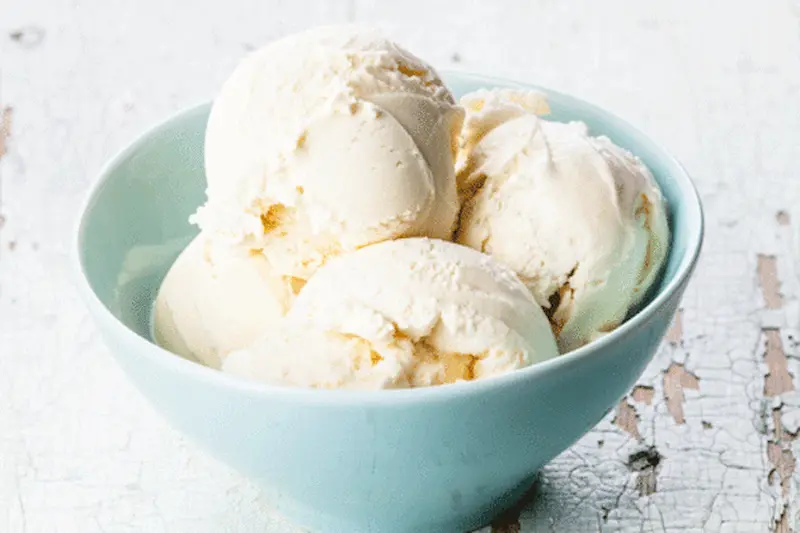 Philadelphia-Style Vanilla Ice Cream