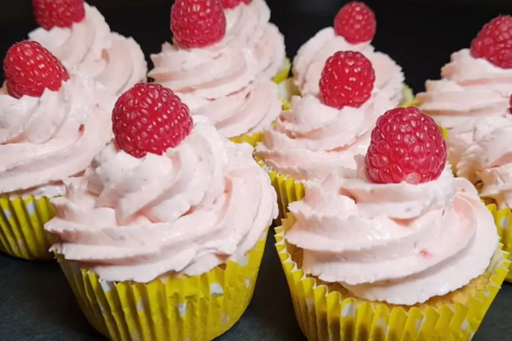 sugar free Raspberry Vanilla Cupcakes