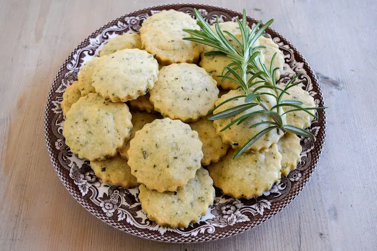 Rosemary and Parmesan Savory Biscuits