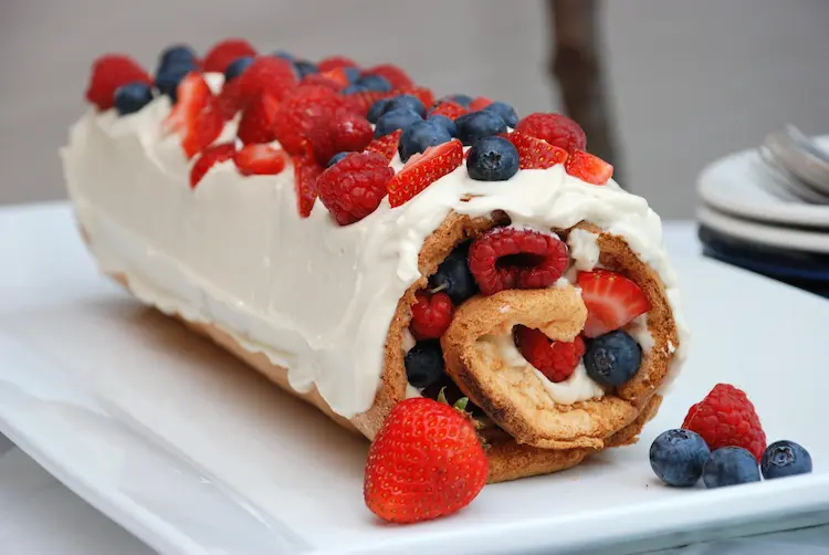 Berry Roll Cake
