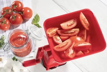 Best Tomato Juicers For Juicing and Canning