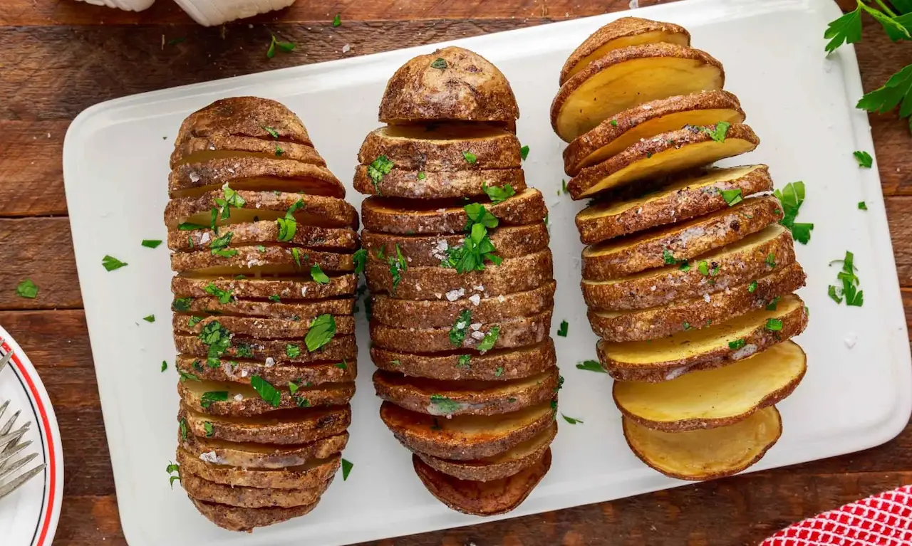 Air-Fryer Hassleback Potatoes