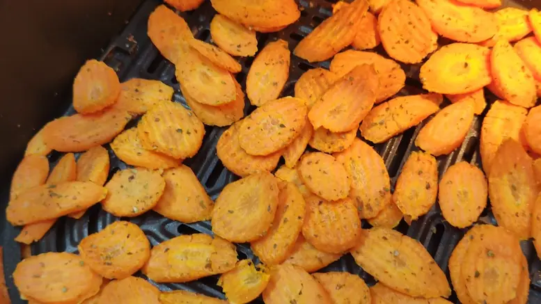 Air Frying Carrot Chips