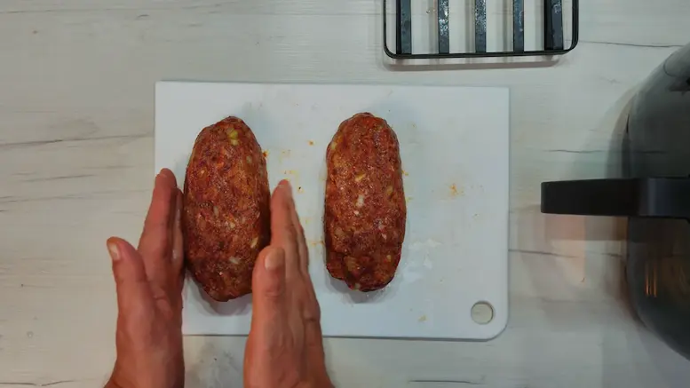 making meatloaves -1